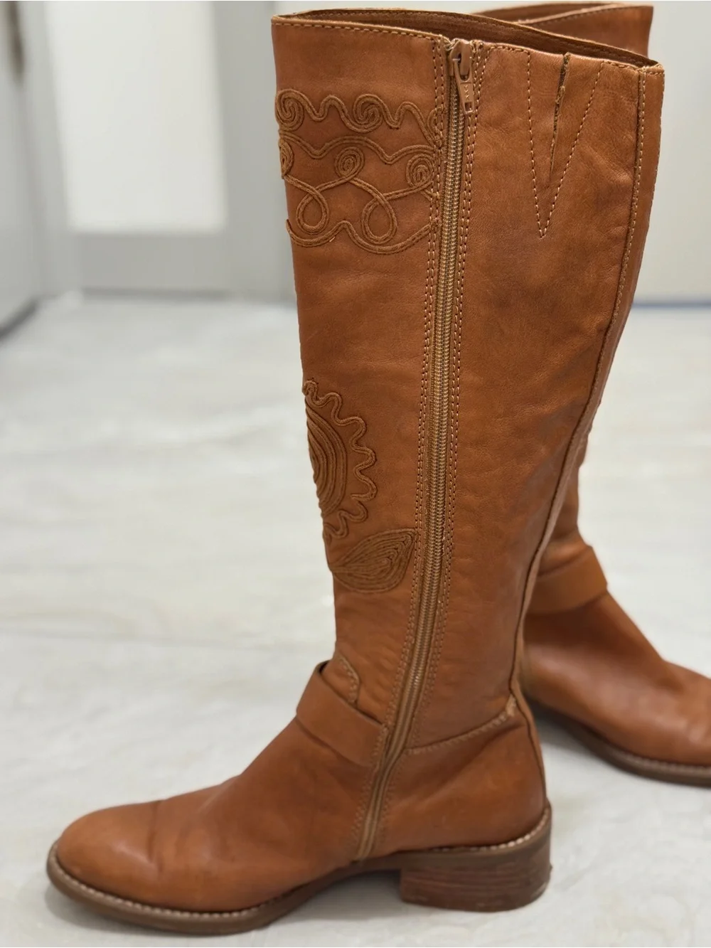 Apepazza tall cognac